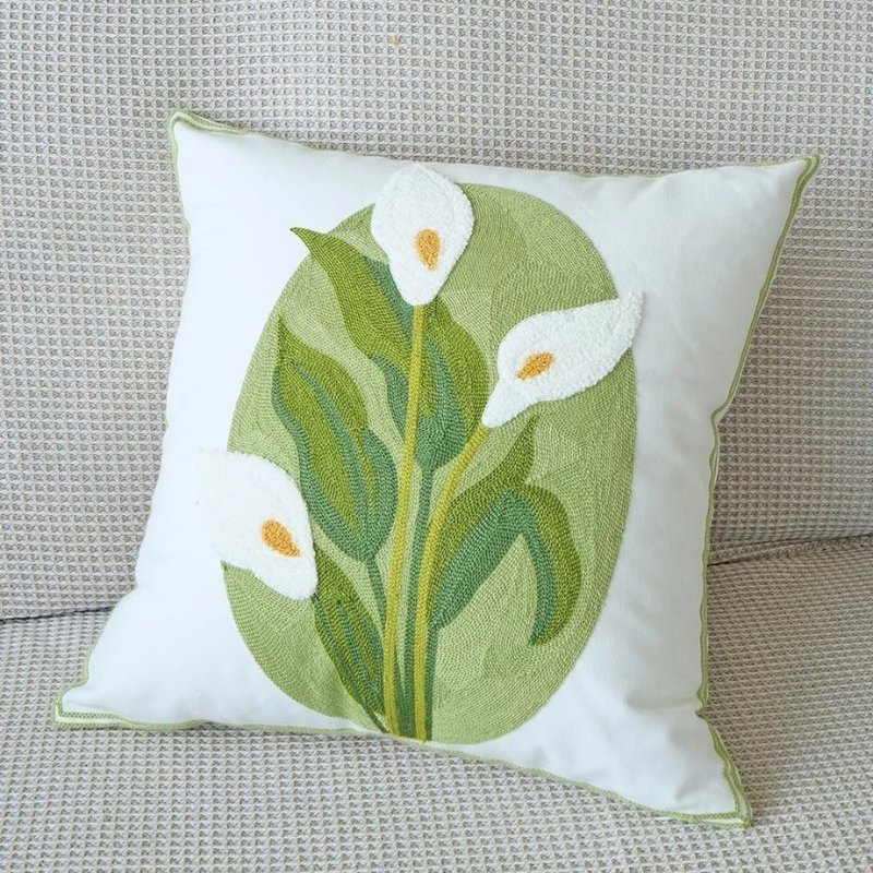 Funda de Almohada Bordada con Flor